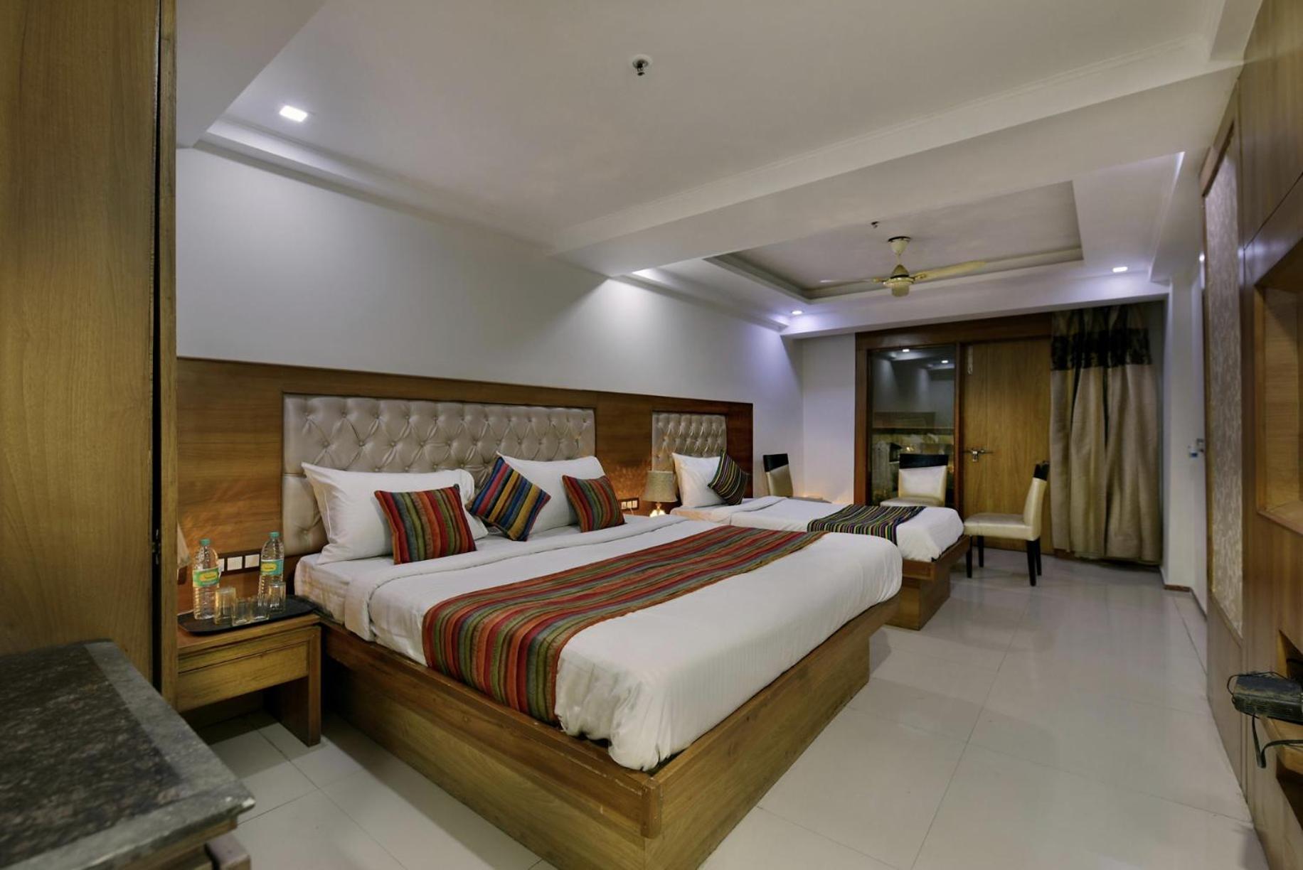 Hotel Lotus Paradise - Banquet & Dining - Near Murthal Sukhdev Rai Екстер'єр фото